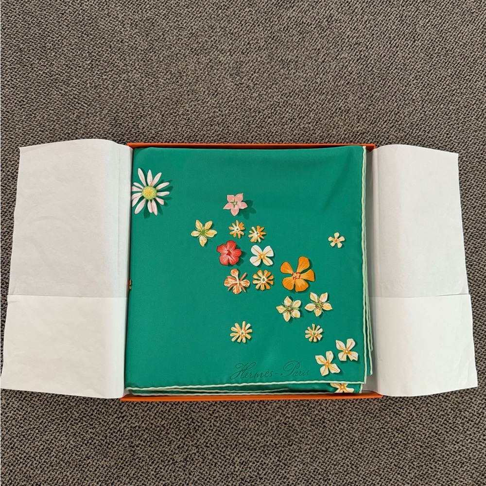 Hermes flower power green scarf